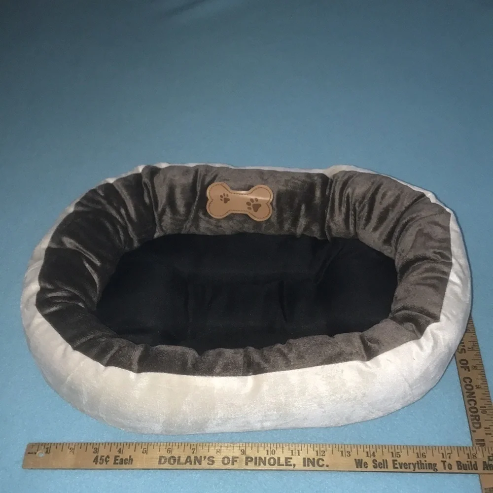 DOSKOCIL Pet Products oval bed dark brown,cream faux micro suede Host Pick🎉🎉
